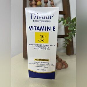 Brand New-DISAAR Beauty Vitamin E Moisturizing Facial Wash